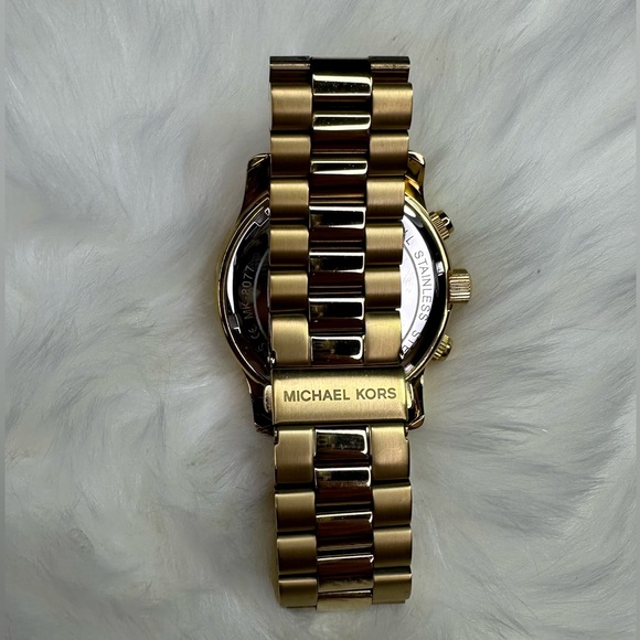 Michael Kors Men’s Gold-Tone Watch - Picture 4 of 4